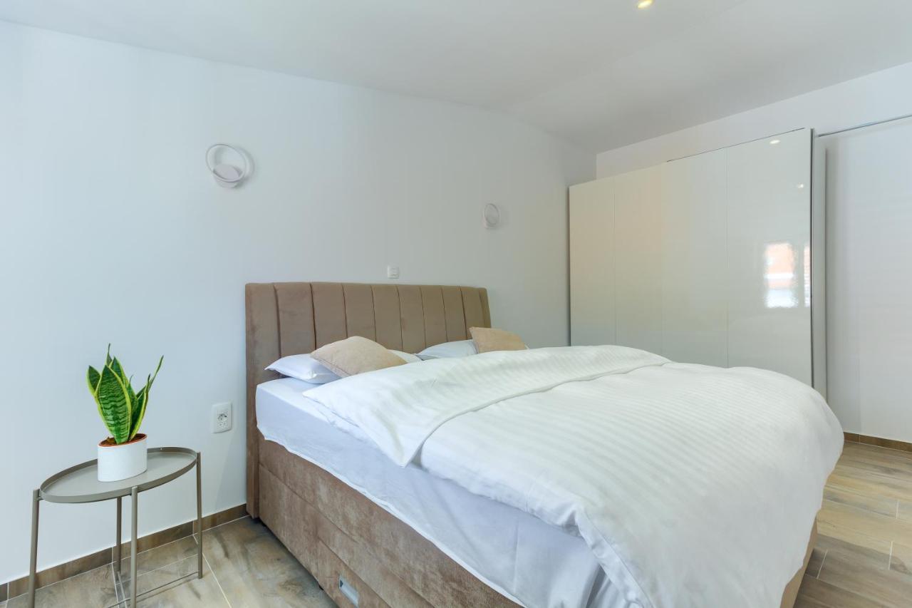 3Rd Floor Apartman Kastela Exterior photo
