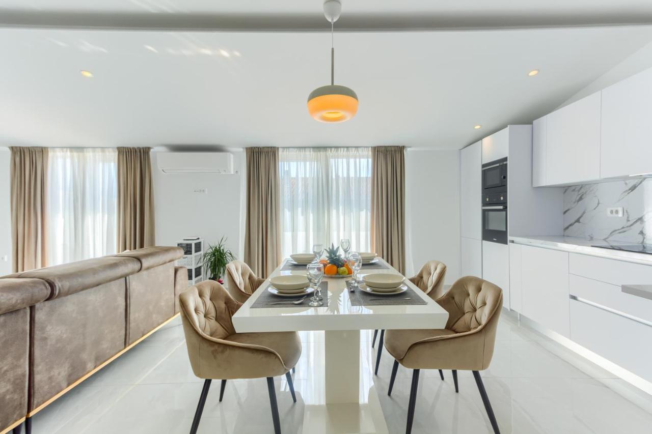 3Rd Floor Apartman Kastela Exterior photo
