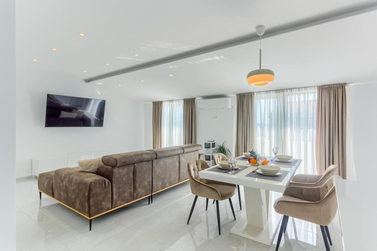 3Rd Floor Apartman Kastela Exterior photo